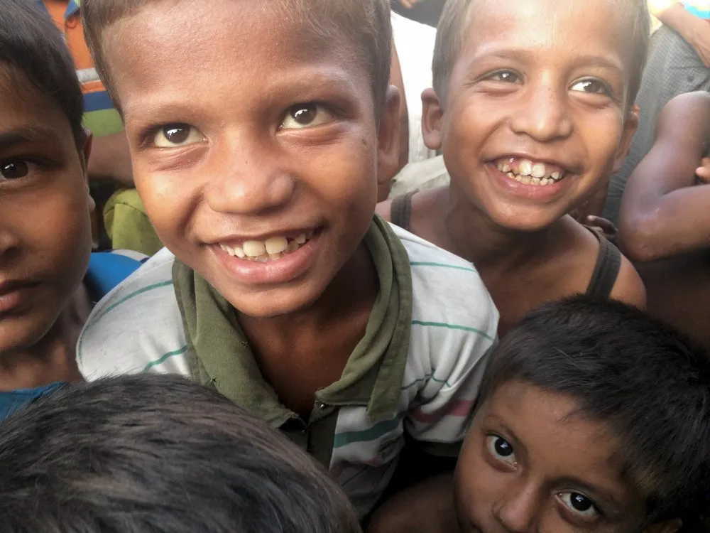 photo of a group of Rohingya children